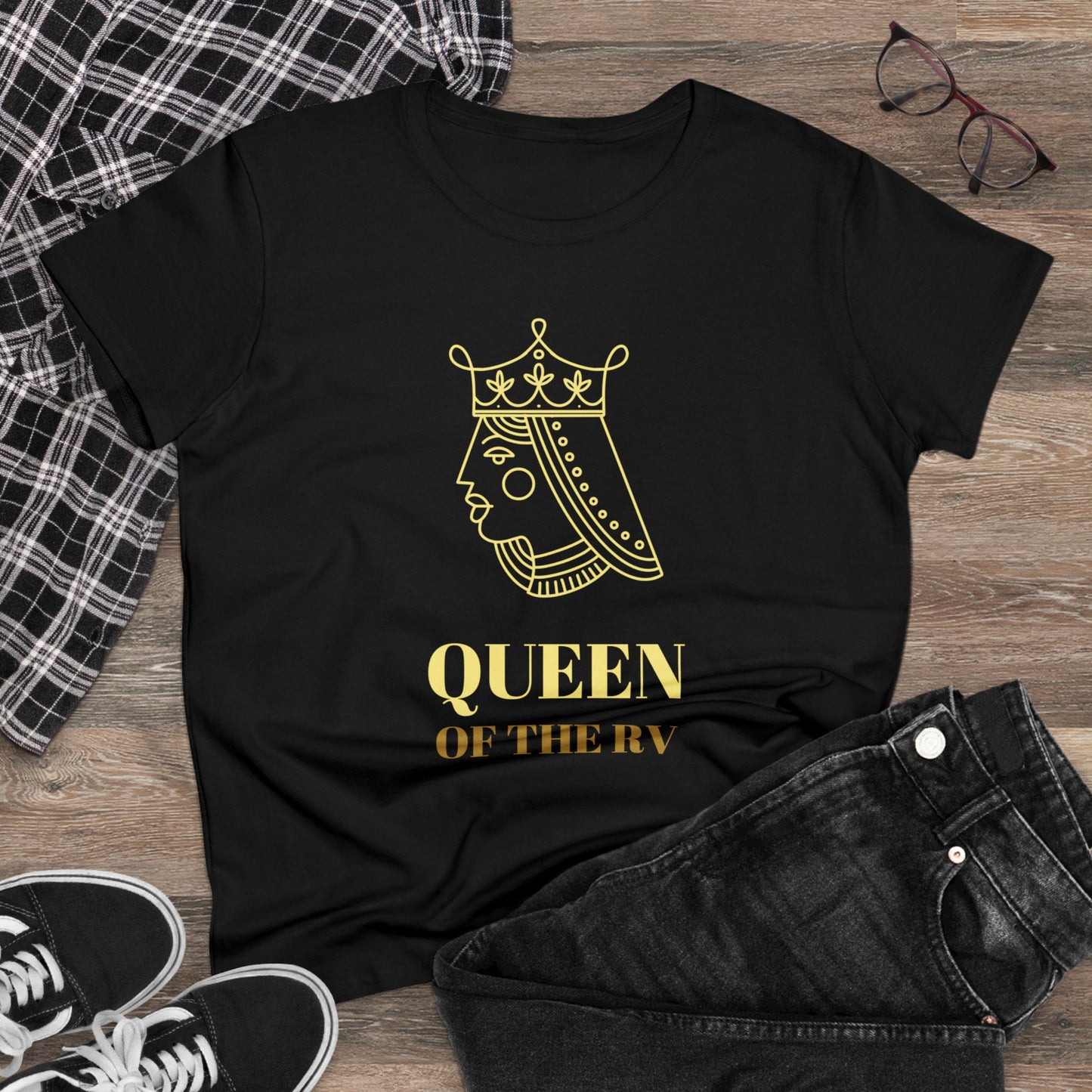 Queen of the RV T-Shirts: Women's Midweight Cotton Tee